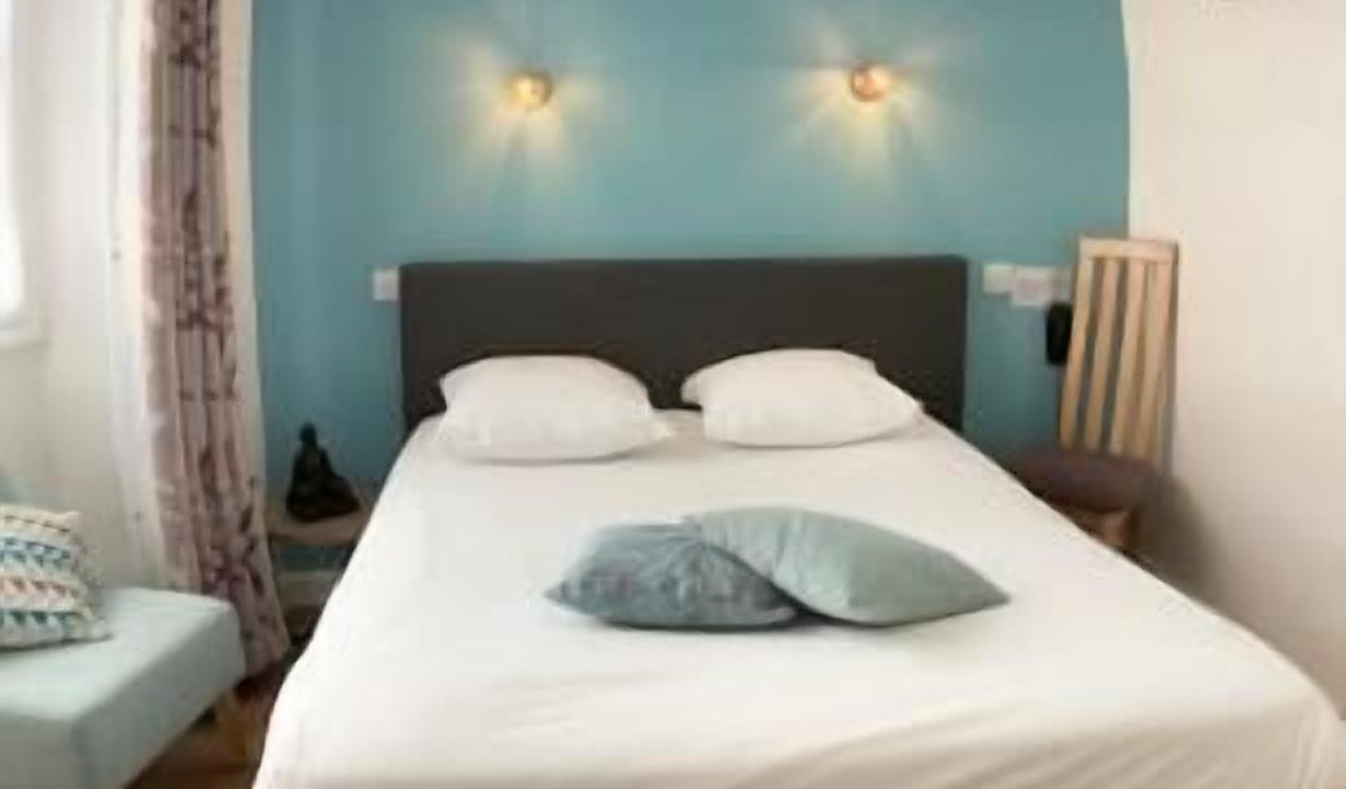 Photo of Others in Vitre