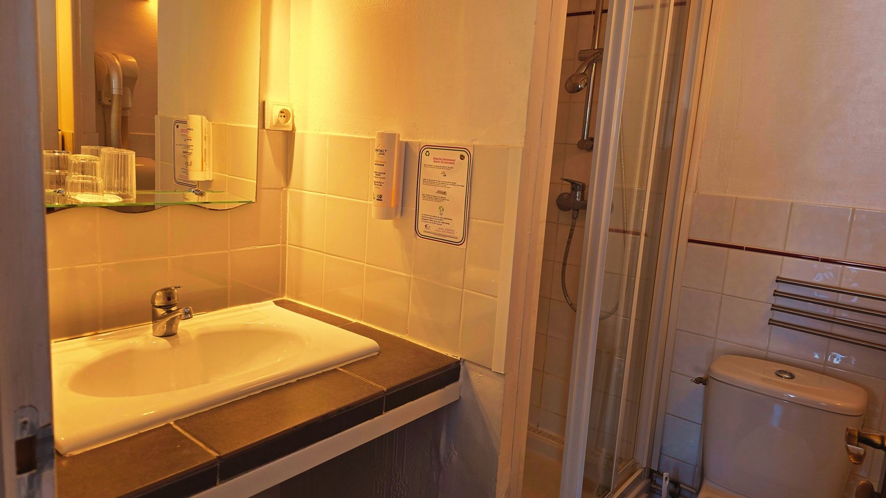 Photo of Bathroom in Boulogne-Centre