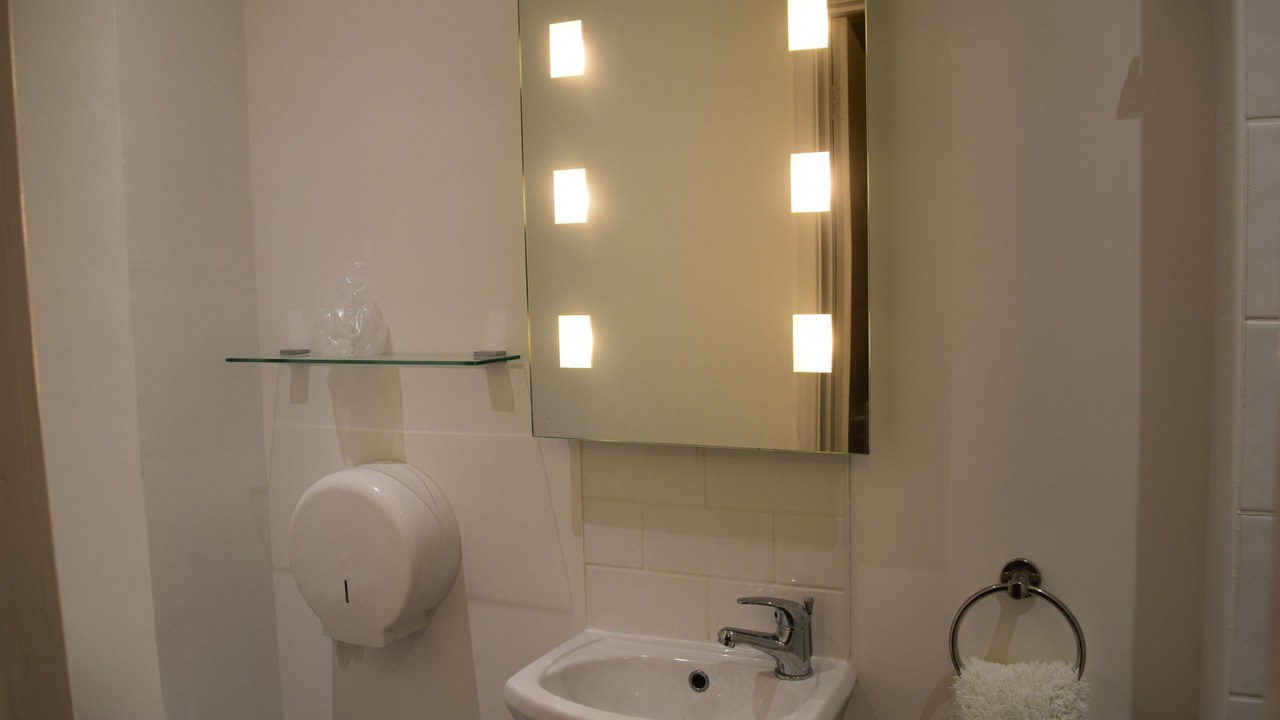Photo of Bathroom in Folkestone