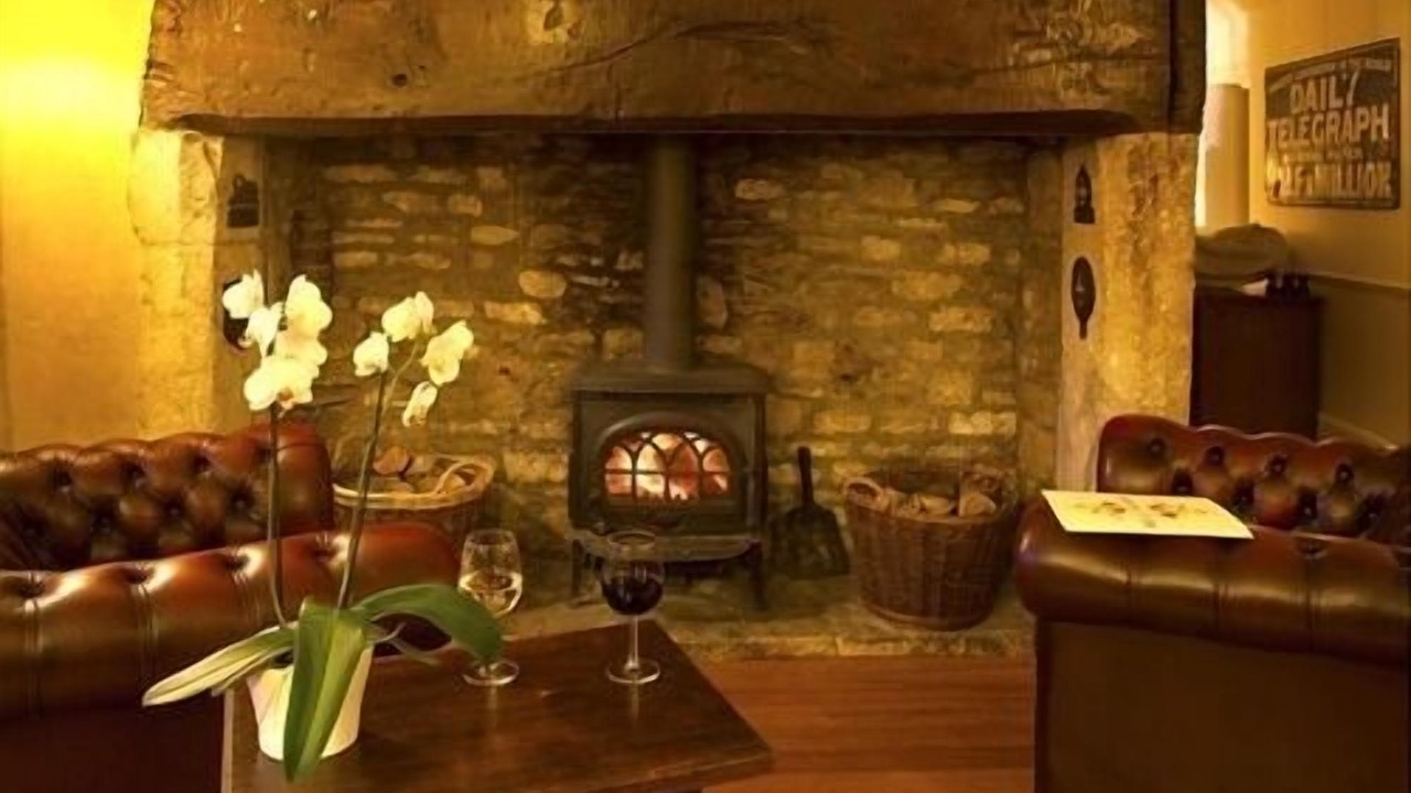 Photo of Livingroom in Sutton Benger