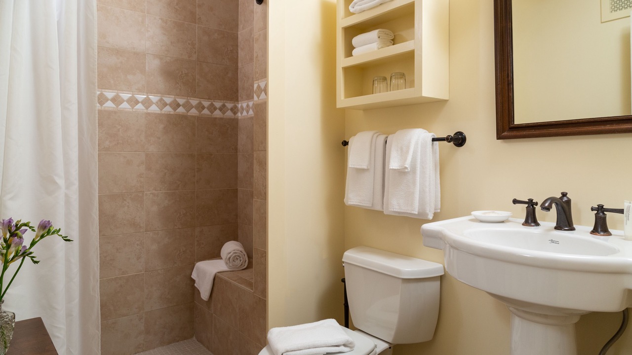 Photo of Bathroom in Grafton