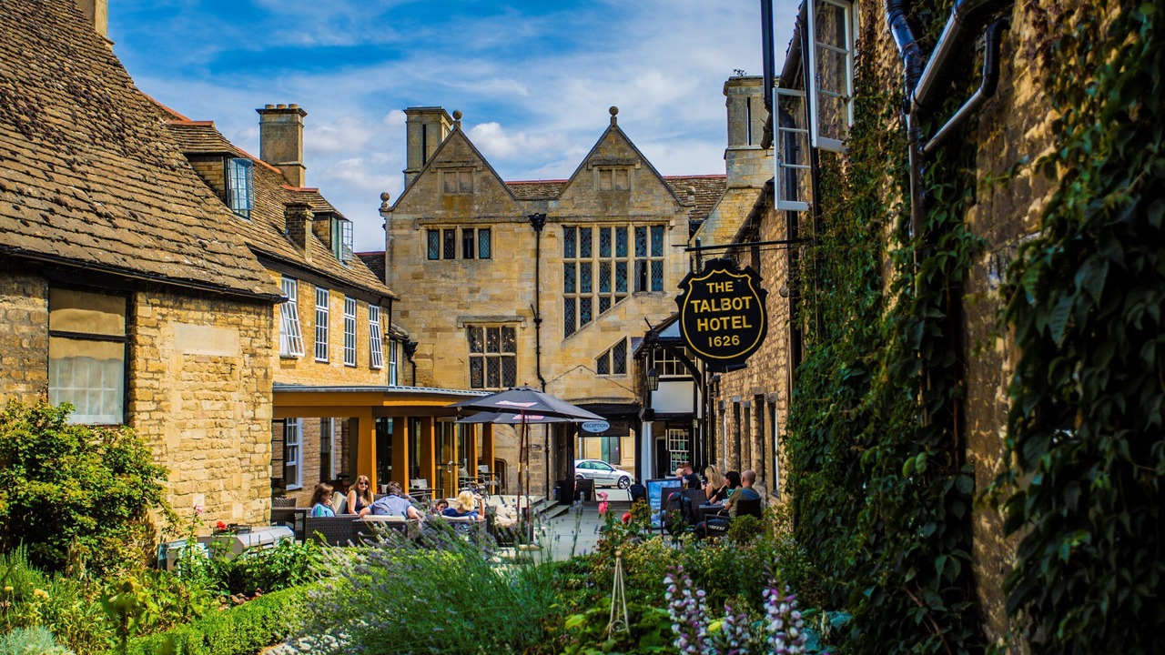 Photo of Patio Balcony in Oundle