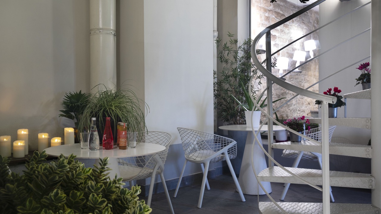 Photo of Patio Balcony in Quartier de la Folie-Mericourt