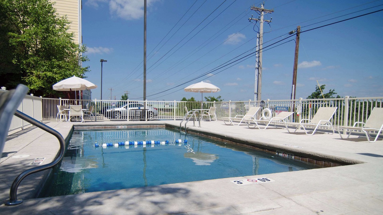 Photo of Outdoor in St. Robert