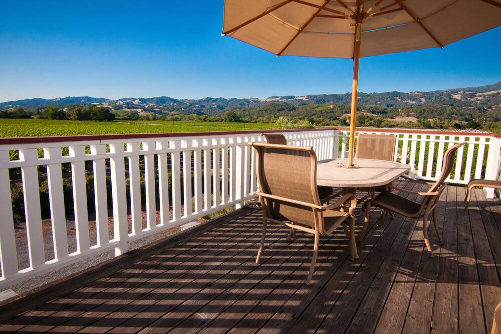 Photo of Patio Balcony in Geyserville