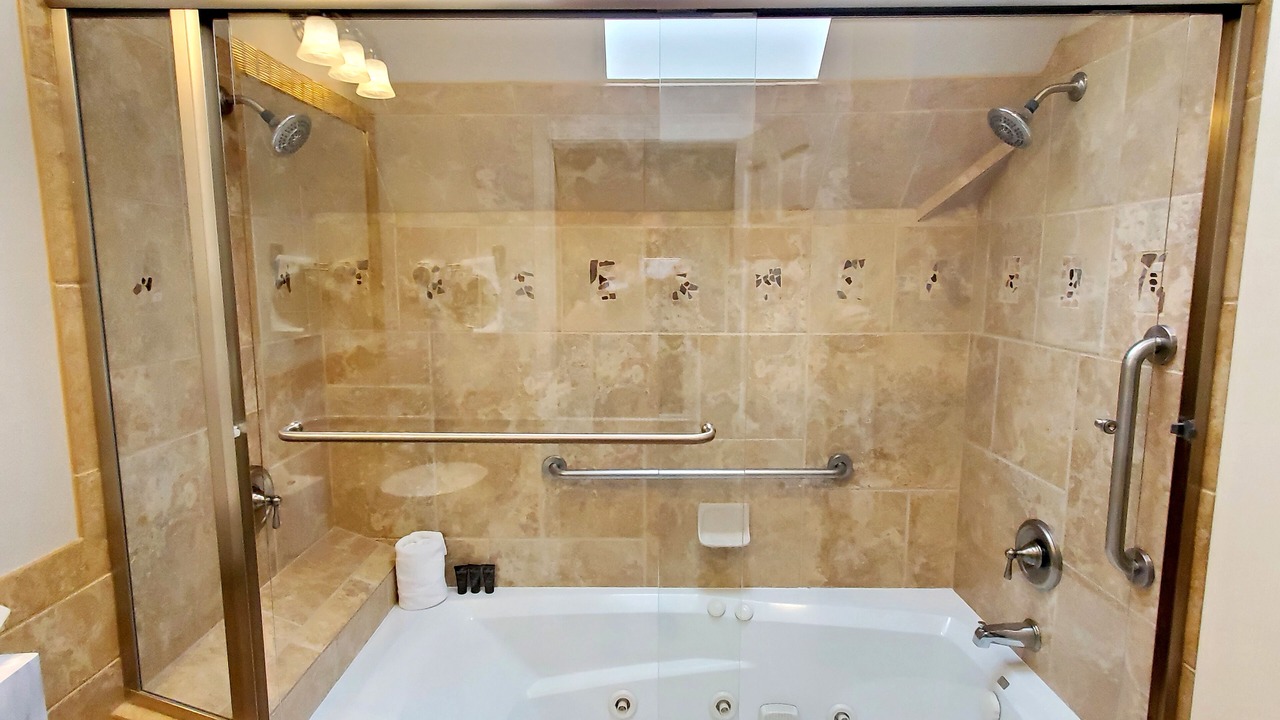 Photo of Bathroom in Geyserville