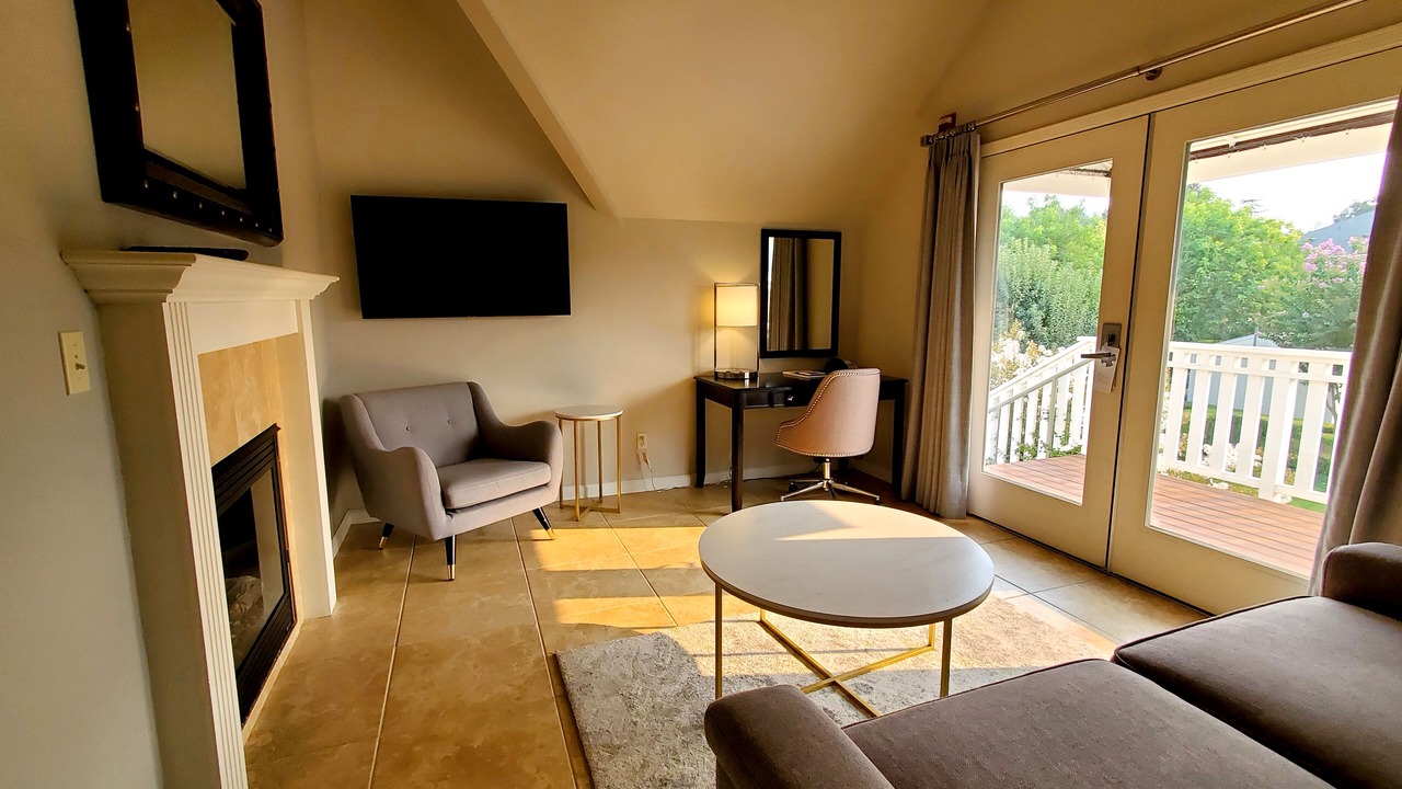 Photo of Bedroom in Geyserville