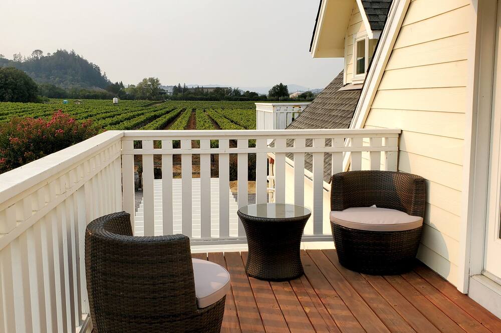 Photo of Patio Balcony in Geyserville