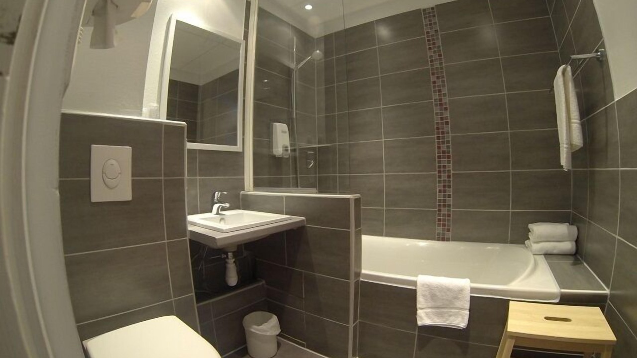 Photo of Bathroom in Dinard