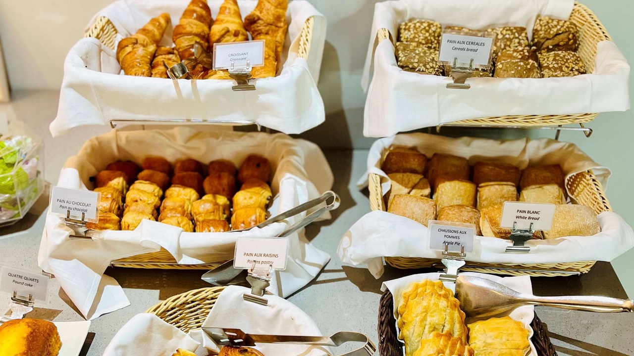 Photo of Others in Puteaux