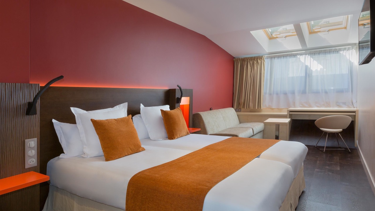 Photo of Bedroom in Puteaux