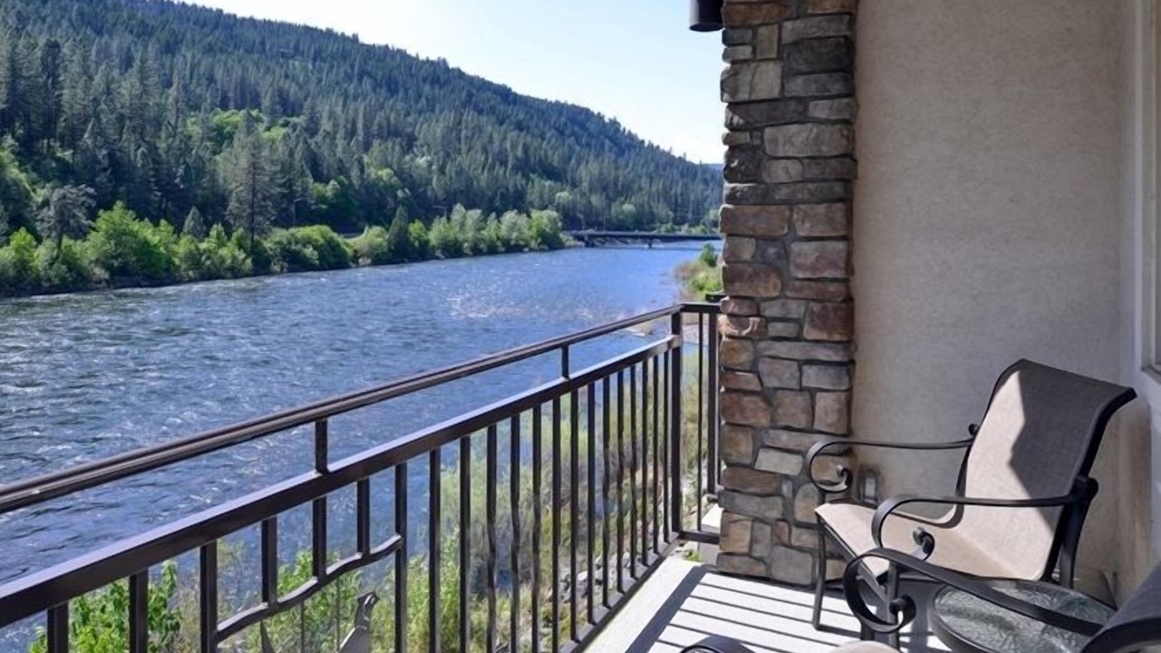 Photo of Patio Balcony in Ahsahka
