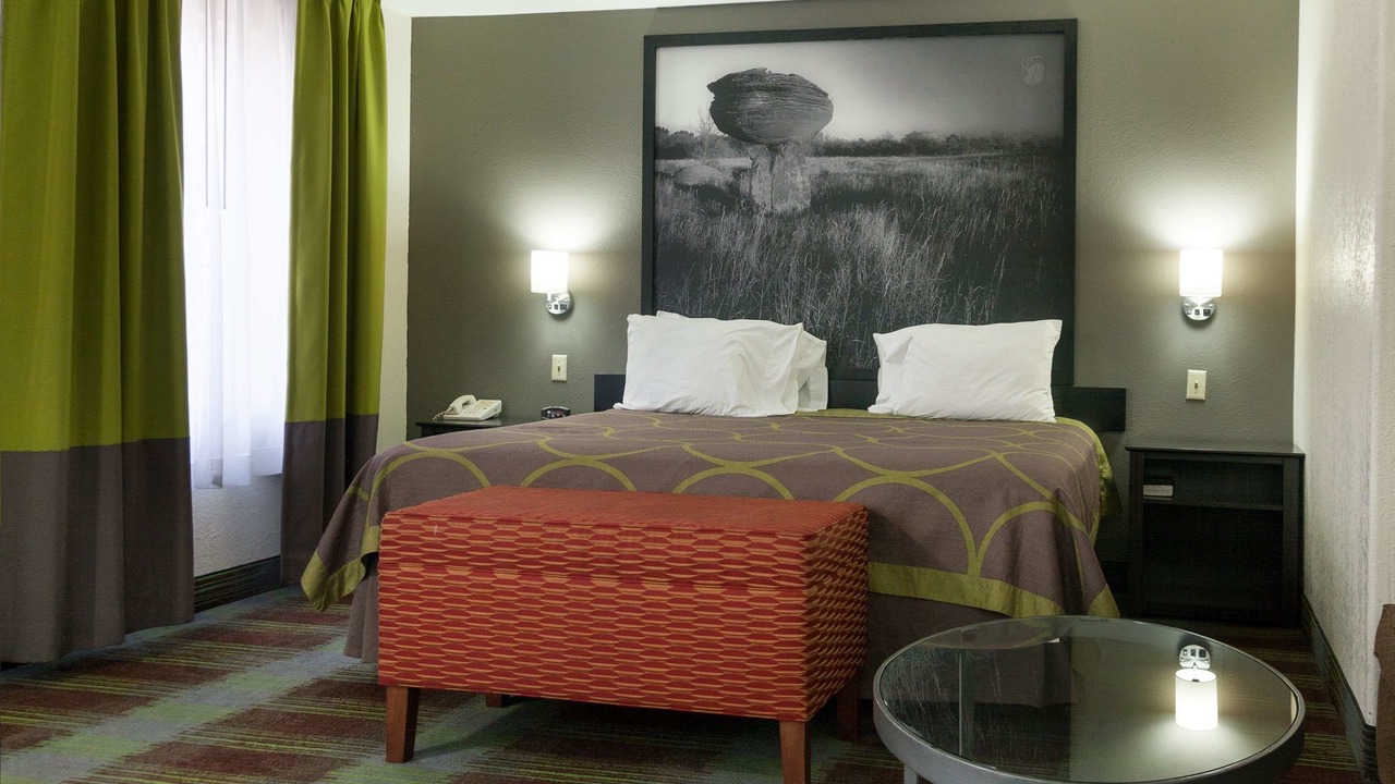 Photo of Bedroom in Arkansas City