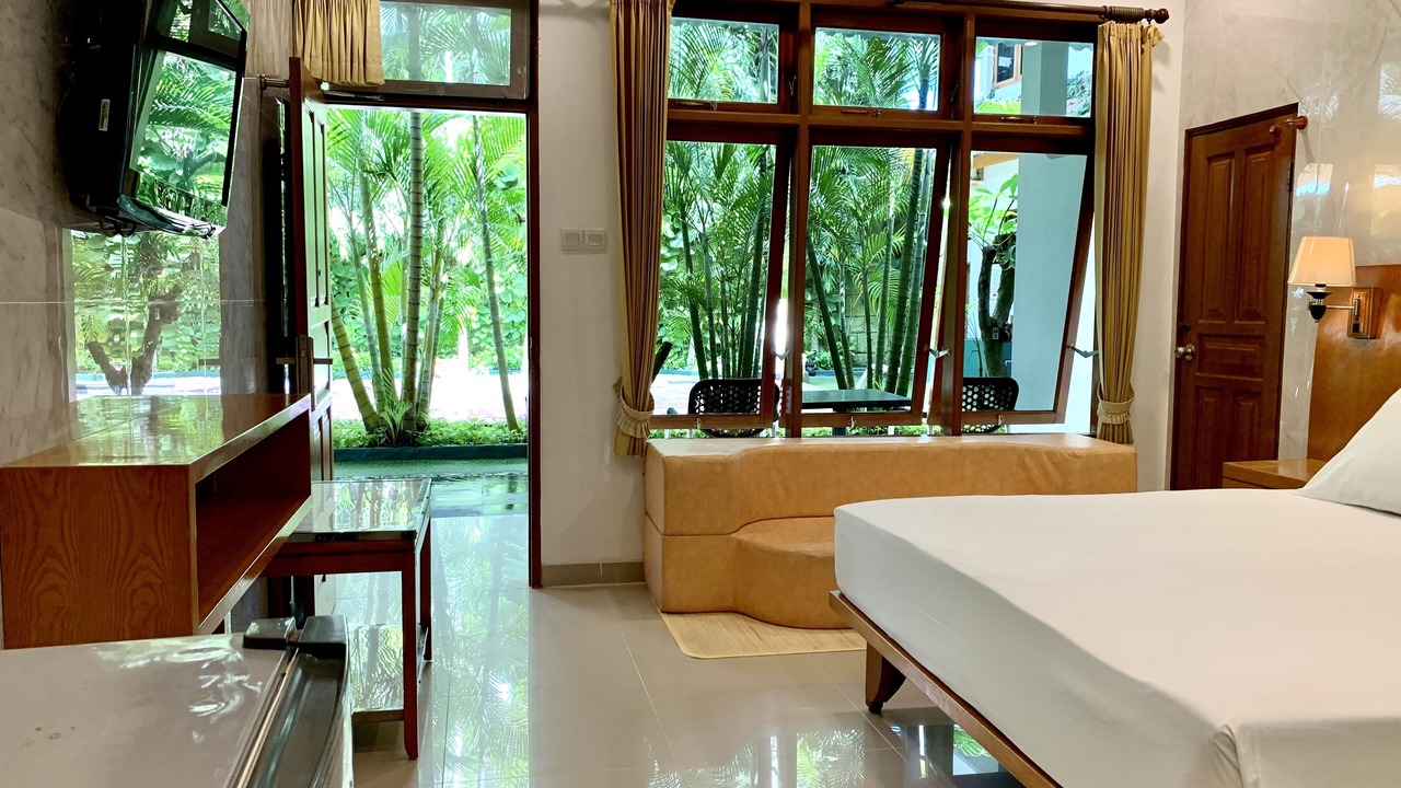 Photo of Bedroom in Kartika Plaza
