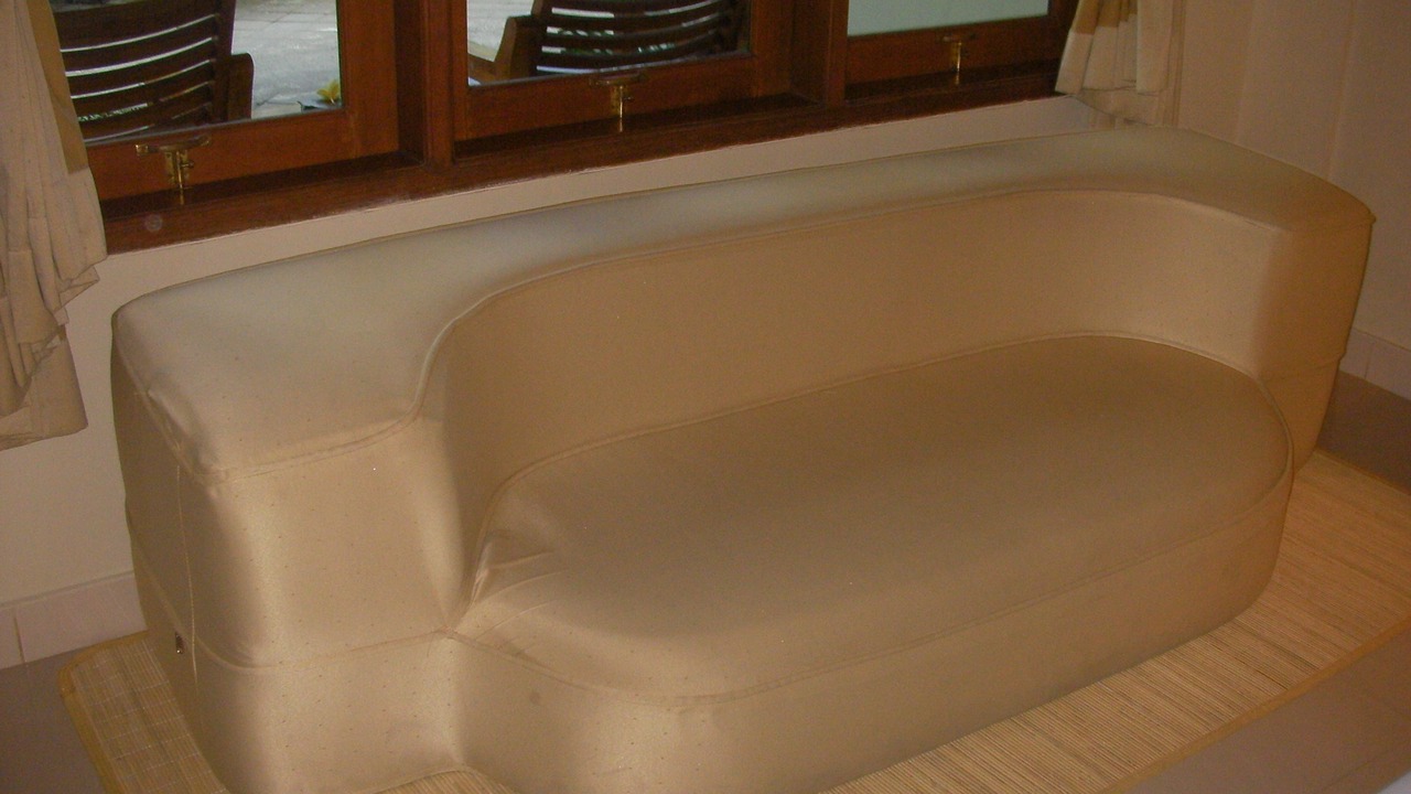 Photo of Bedroom in Kartika Plaza