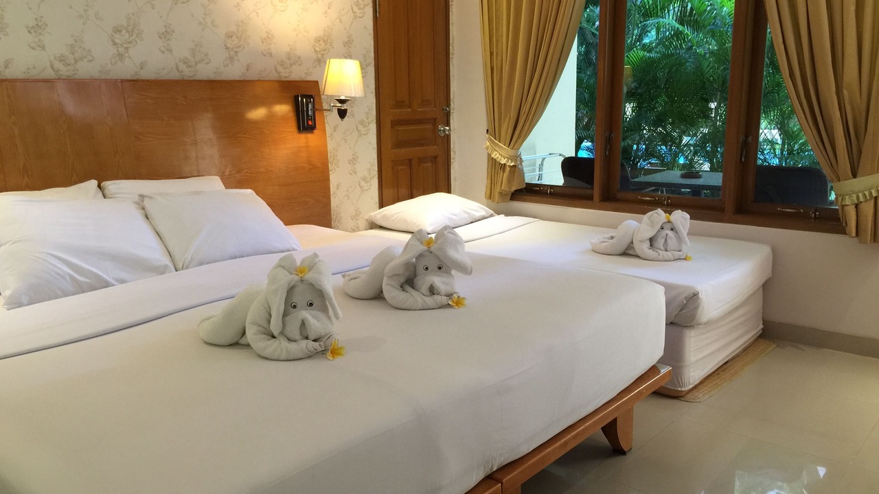 Photo of Bedroom in Kartika Plaza