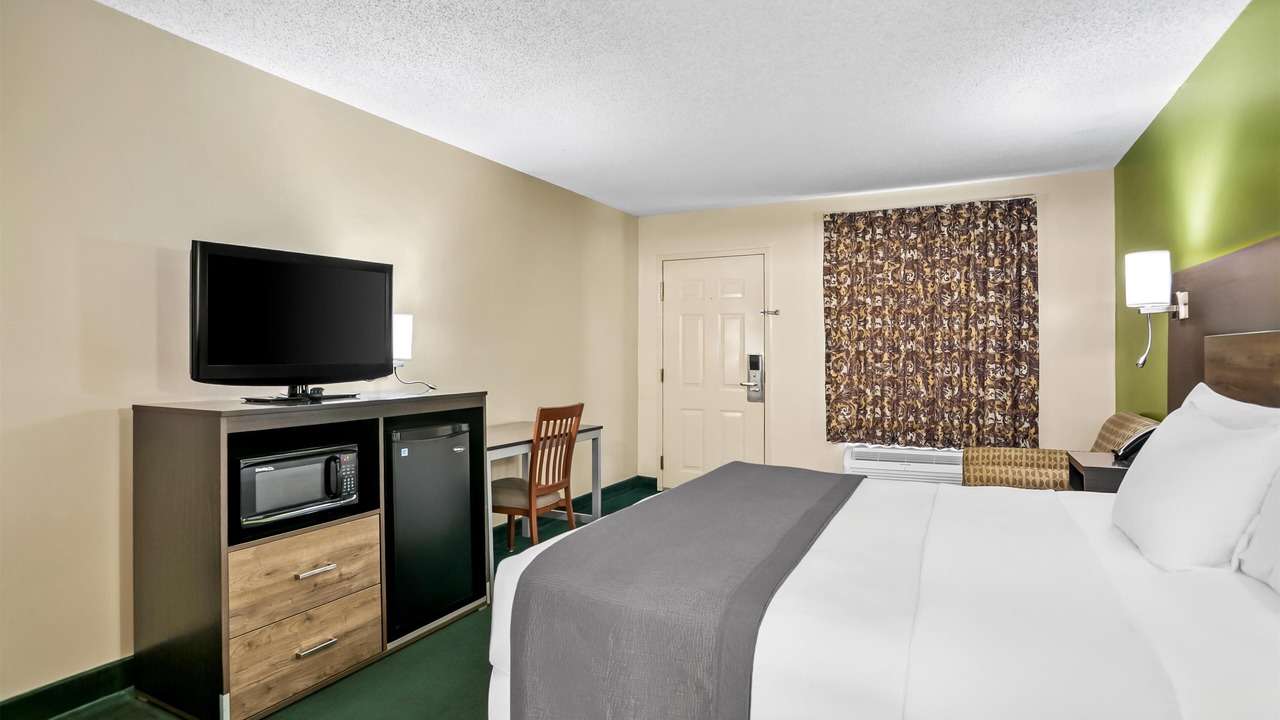Photo of Bedroom in Silver Creek