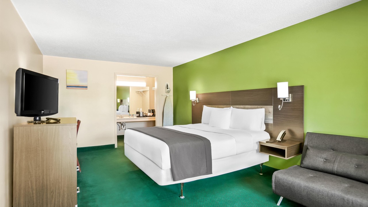 Photo of Bedroom in Silver Creek