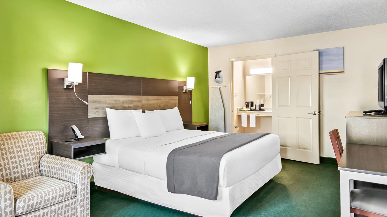 Photo of Bedroom in Silver Creek