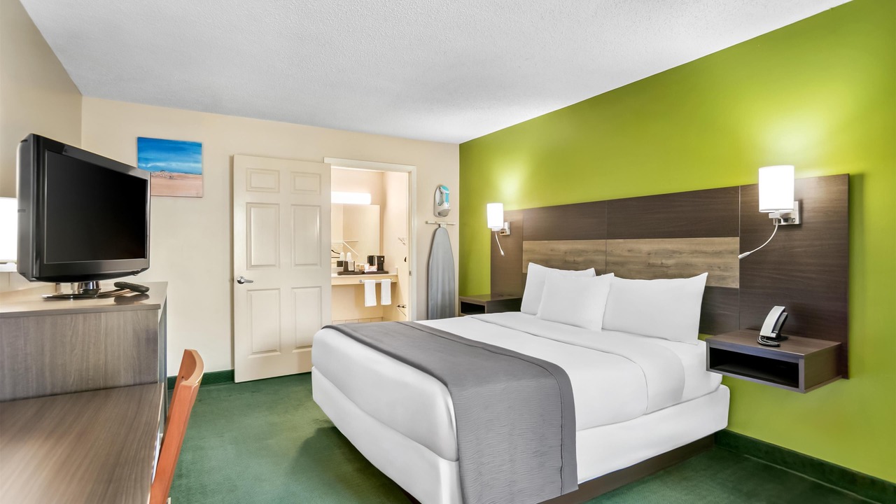 Photo of Bedroom in Silver Creek