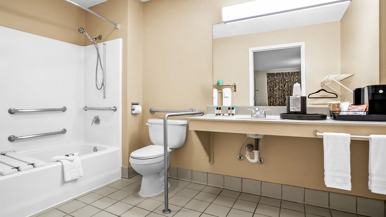 Photo of Bathroom in Silver Creek
