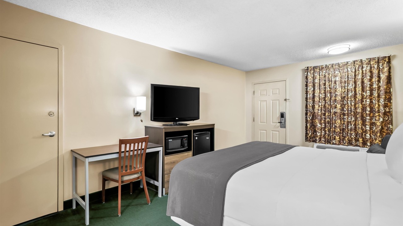 Photo of Bedroom in Silver Creek