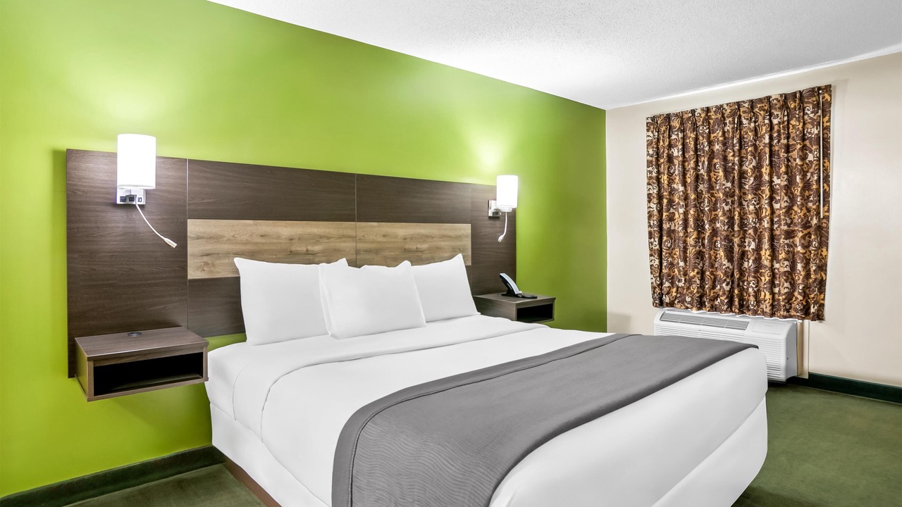 Photo of Bedroom in Silver Creek