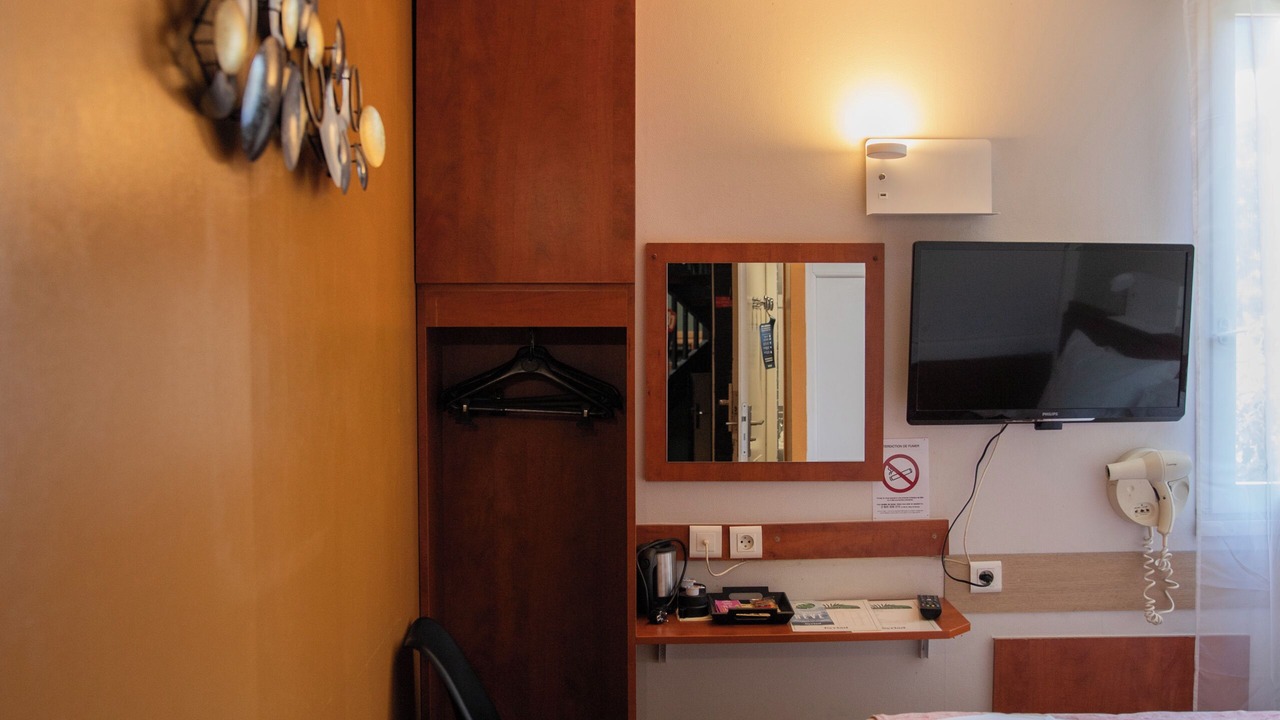 Photo of Bedroom in Costieres