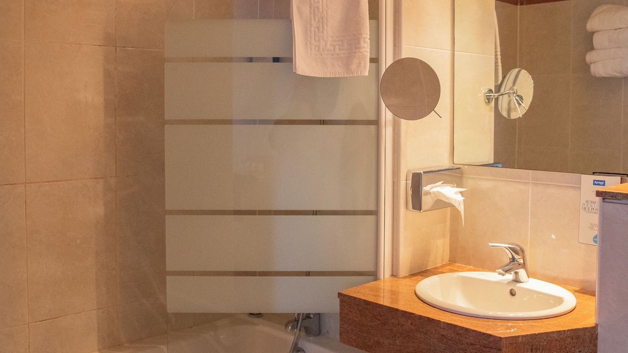 Photo of Bathroom in Costieres