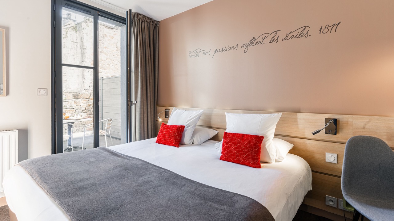 Photo of Bedroom in Dinan