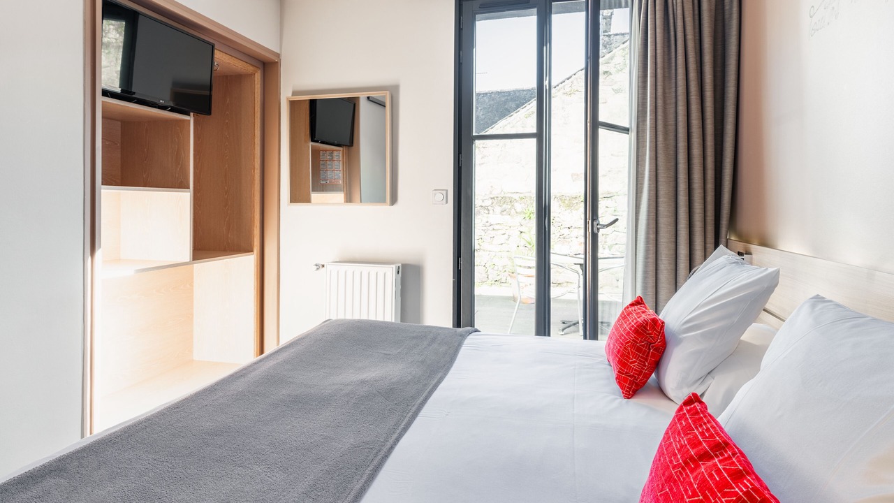 Photo of Bedroom in Dinan