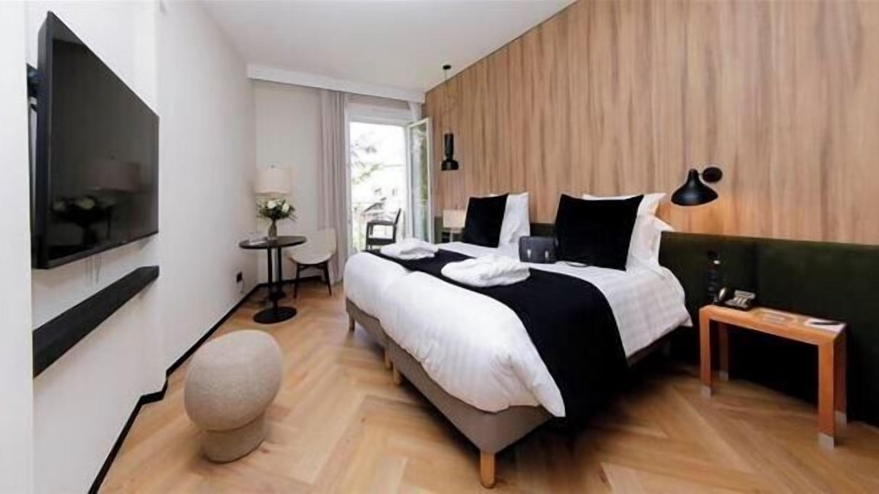 Photo of Bedroom in Vosne-Romanee