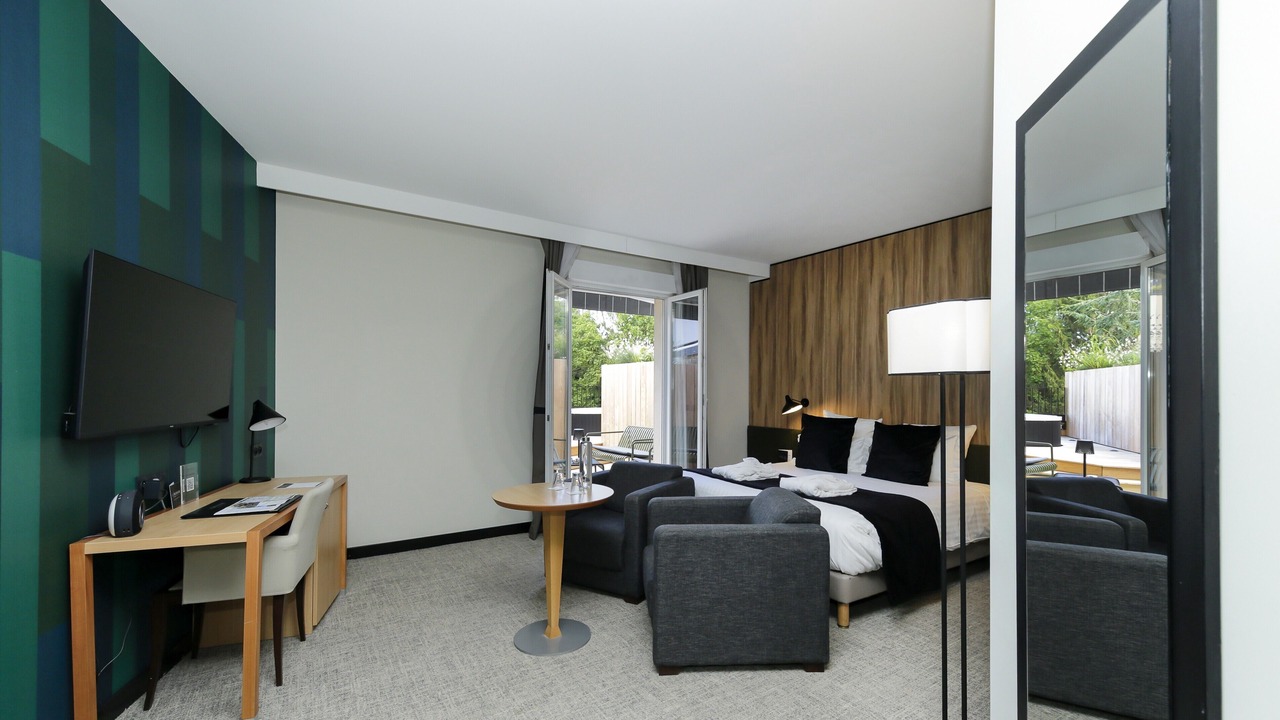 Photo of Bedroom in Vosne-Romanee