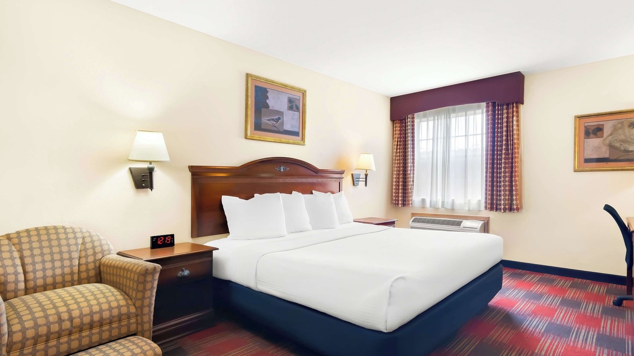 Photo of Bedroom in West Siloam Springs