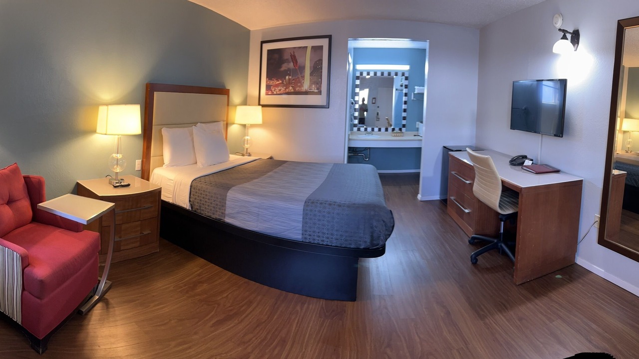 Photo of Bedroom in Grants Pass