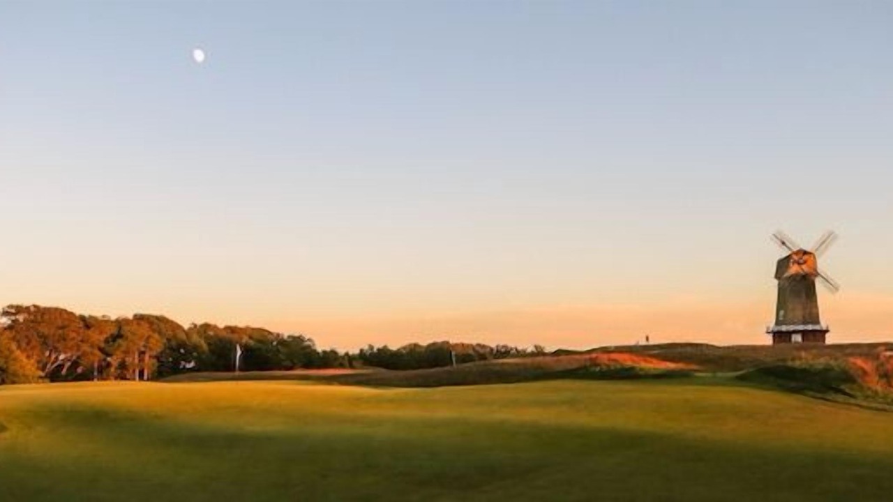 Photo of Others in Shinnecock Hills