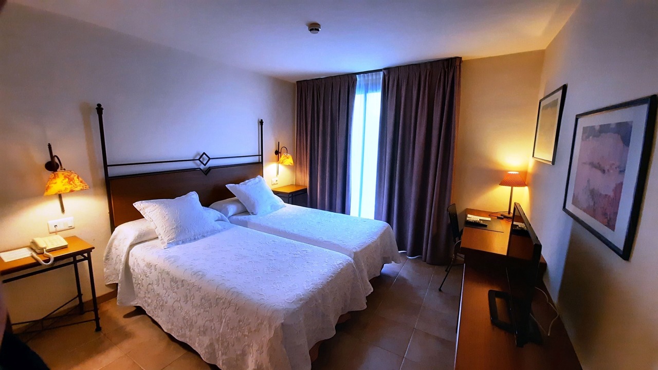 Photo of Bedroom in Montbrio del Camp