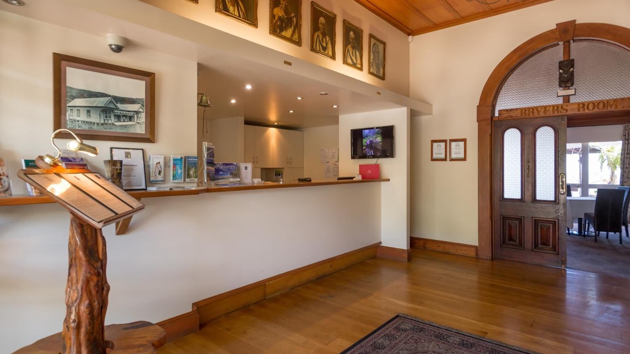 Photo of Others in Omapere