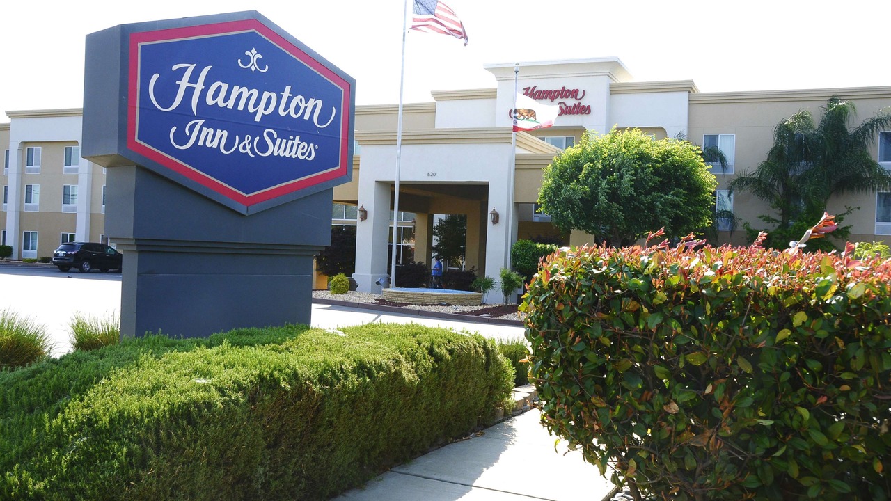 Photo of Buildings in Red Bluff