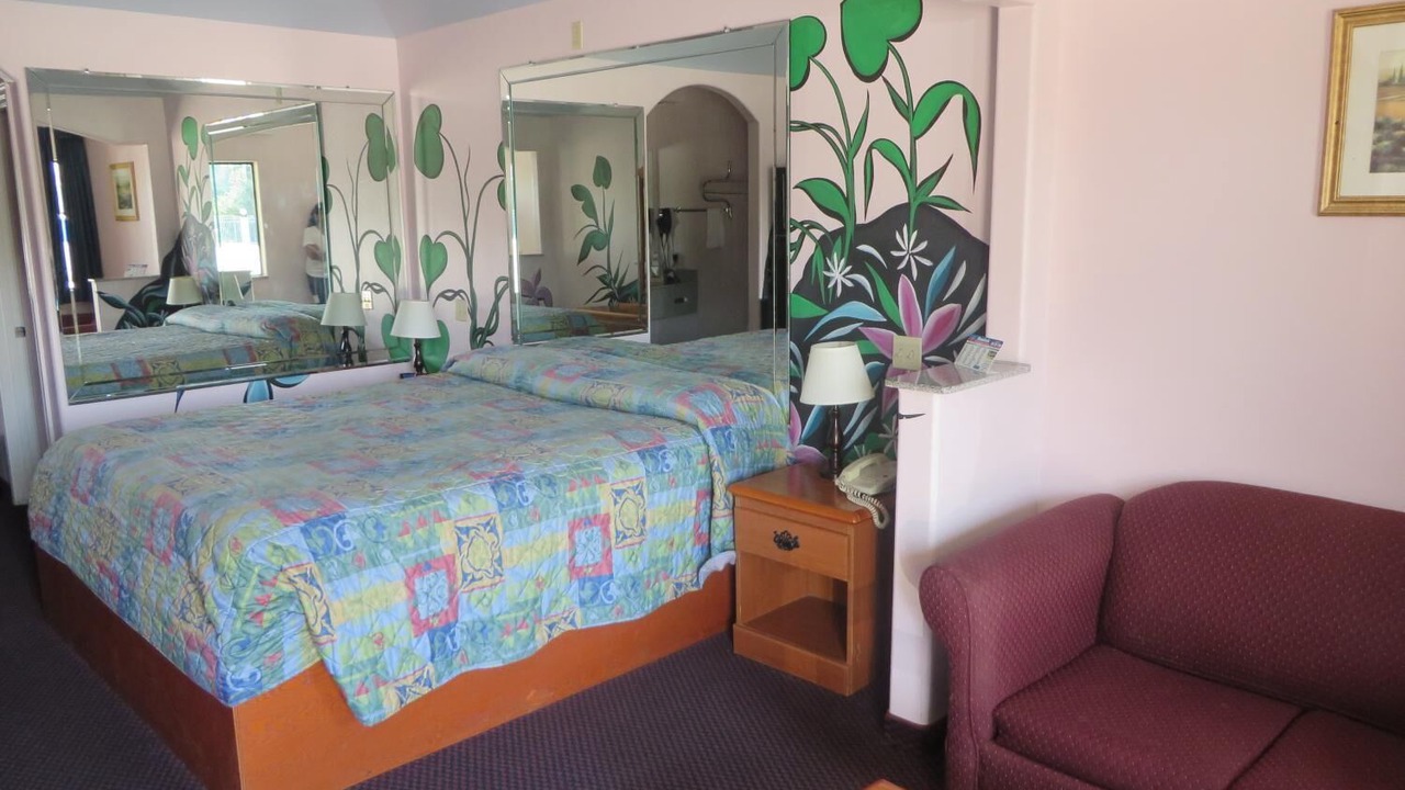 Photo of Bedroom in Liberty