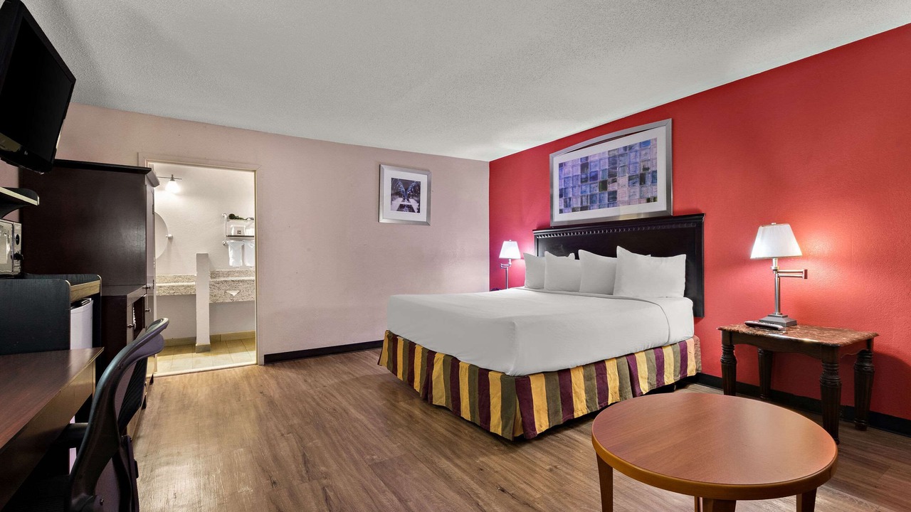 Photo of Bedroom in Wayne