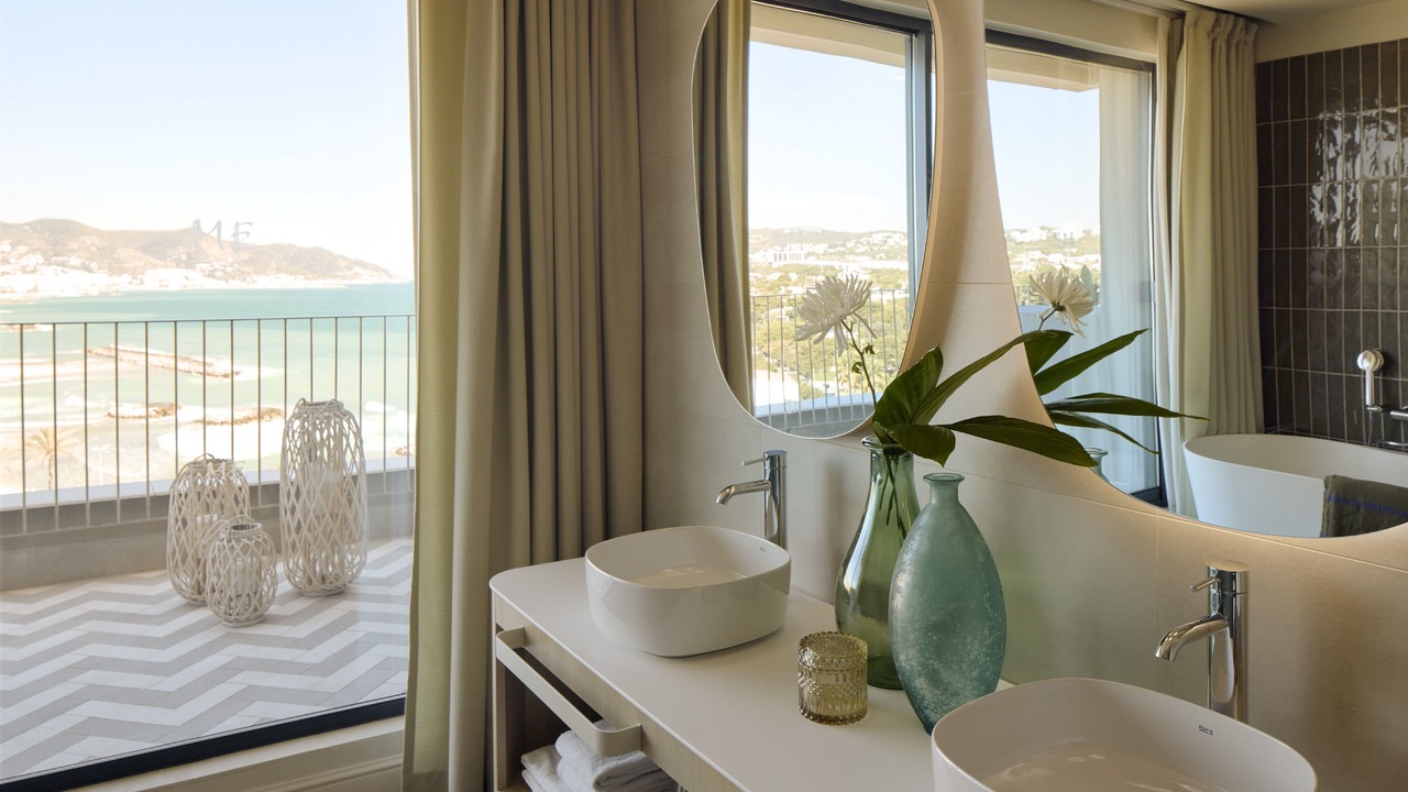 Photo of Bathroom in Passeig Maritim
