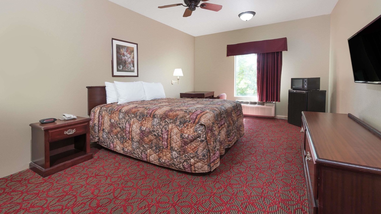 Photo of Bedroom in St. Peters