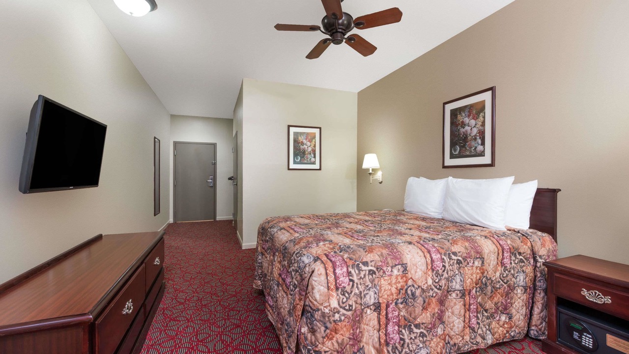 Photo of Bedroom in St. Peters