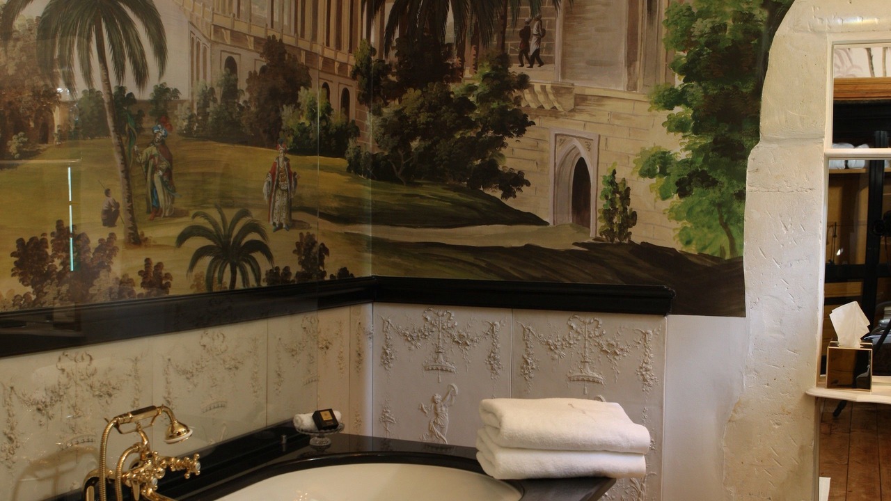 Photo of Bathroom in Faubourg