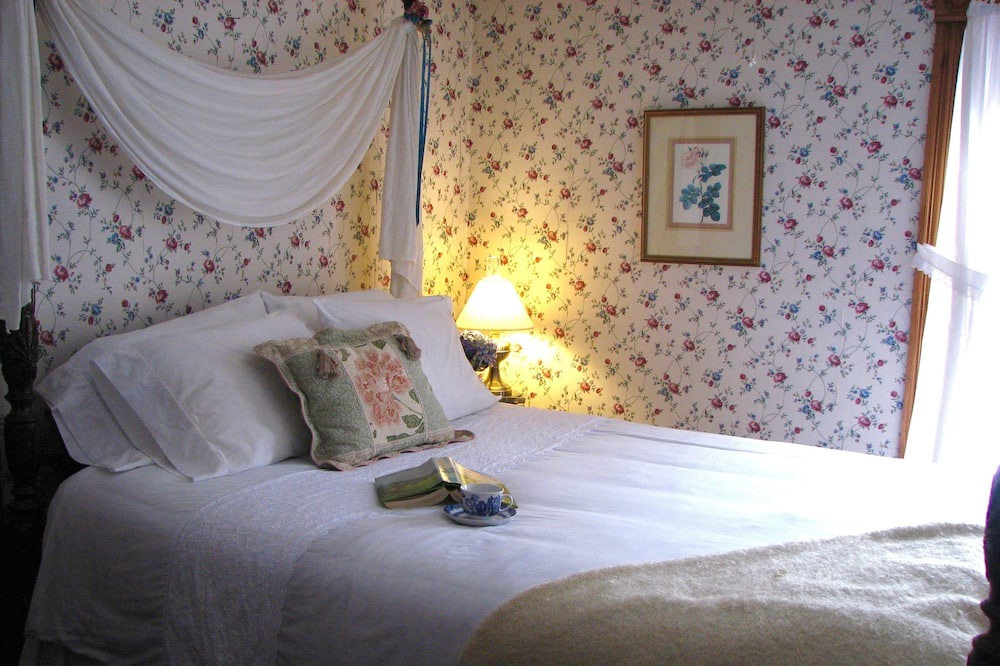 Photo of Bedroom in Chester Depot