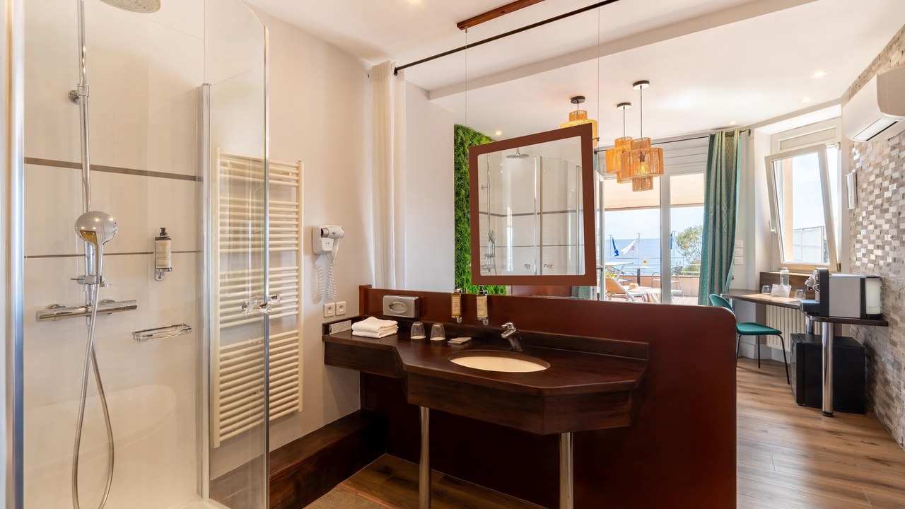 Photo of Bathroom in Cassis