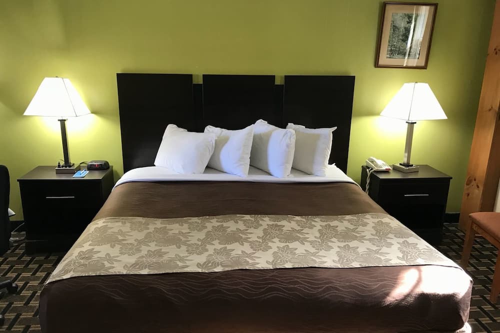 Photo of Bedroom in East Haven  Rutland County