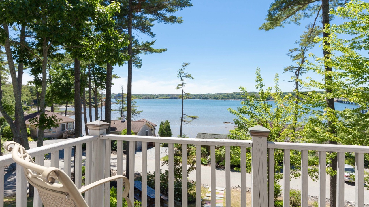 Photo of Patio Balcony in Edgecomb
