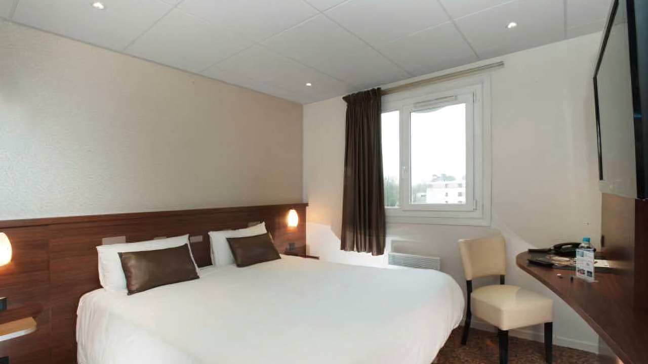 Photo of Bedroom in Joue-les-Tours